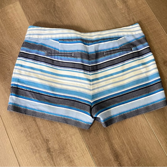 J.‎ CREW Shorts Women Sz 10 Blue White Zig Zag Stripe # 09314 Cotton Blend 34x3” - Picture 5 of 12